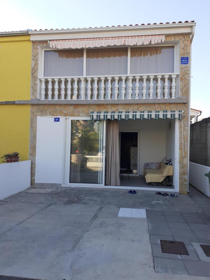 Apartman Vir-miljkovica Apartment *