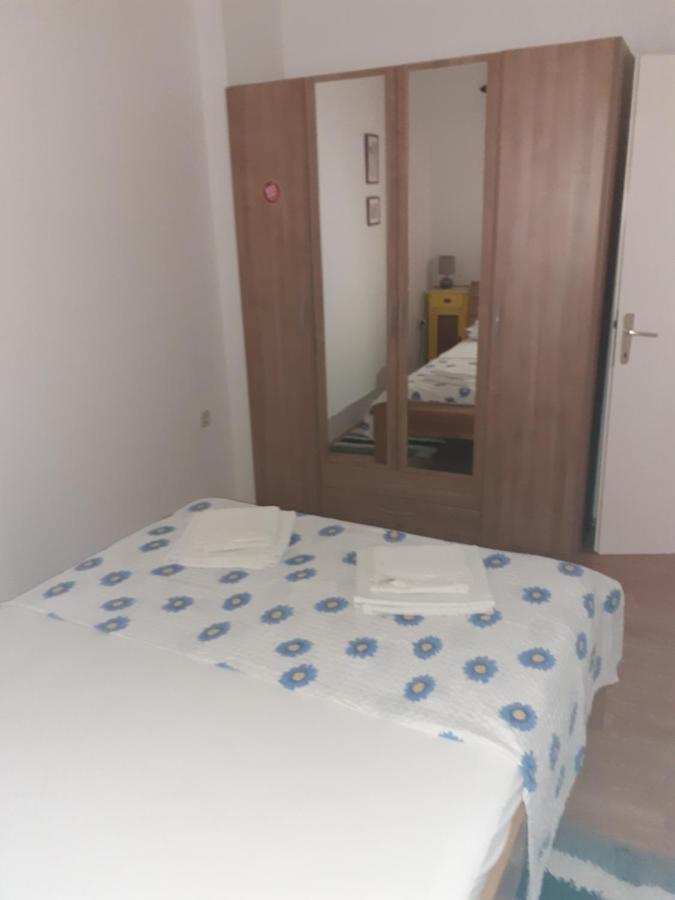 Apartment Apartman Vir-miljkovica